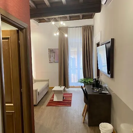 Dimora Frattina Pensión