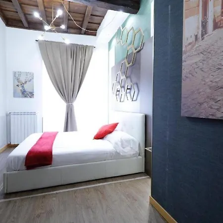 Dimora Frattina Pensión *