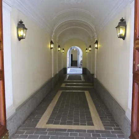 Dimora Frattina * Roma