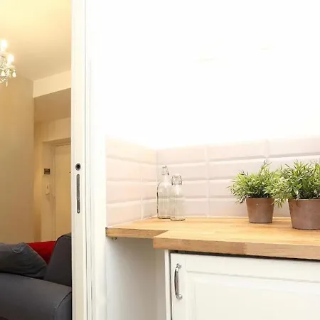 Pensión Dimora Frattina Roma